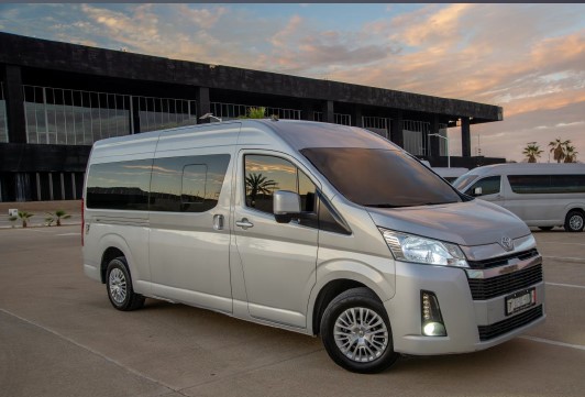TOYOTA HIACE 1- 9 PPL. TOYOTA HIACE